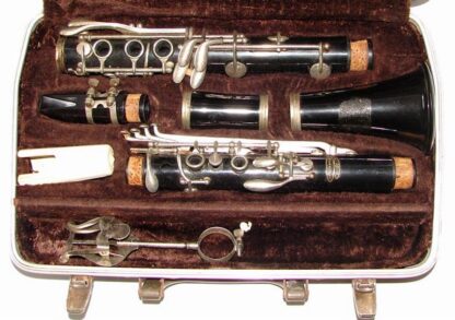 Clarinete Antiguo Buescher Años 50s (copia) - Image 9