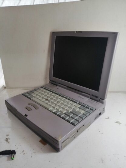 Laptop Retro Toshiba Satélite No Funciona - Image 8