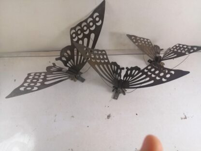 3 Mariposas Decorativas Antiguas Laton Años 50s - Image 2