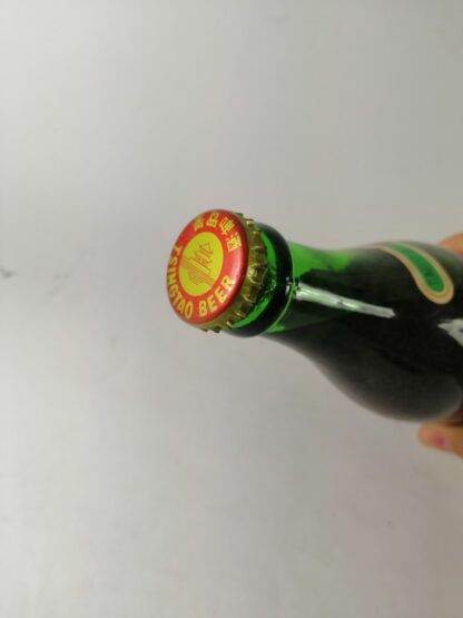 BOTELLA DE CERVEZA RETRO. TSINGTAO (CHINA) Años 80s - Image 4