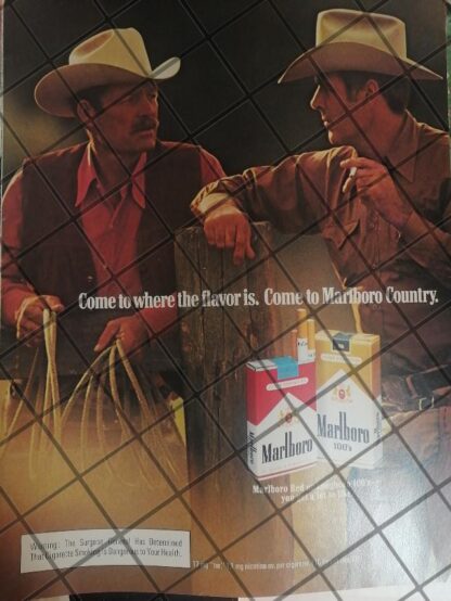 3 CARTELES ANTIGUOS VENGA AL MUNDO MARLBORO 1970s 295 - Image 3